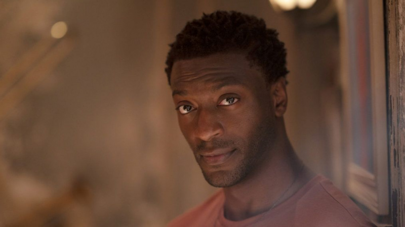 „Използвайте“ Star Aldis Hodge за връщане в ритъма на Hardison за възраждането на „Redemption“