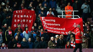 Protest o vstupenku do Liverpoolu