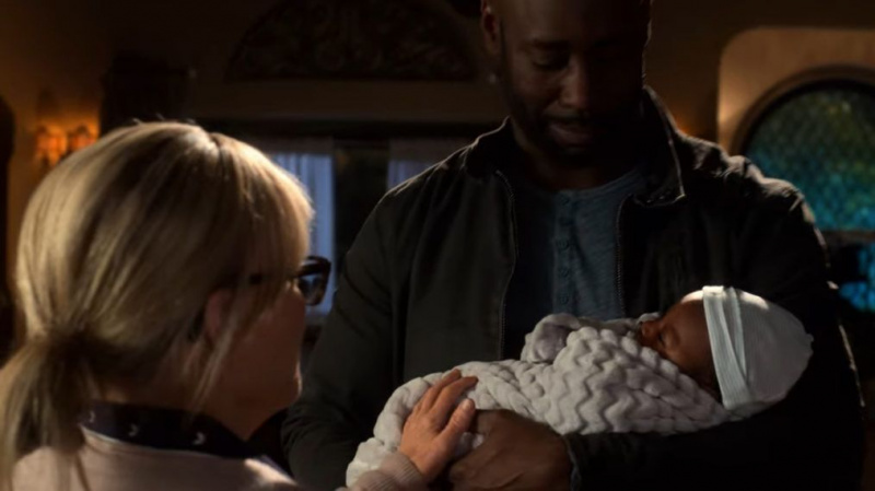 Lucifer Moitié Humain Moitié Ange Bébé Amenadiel Linda