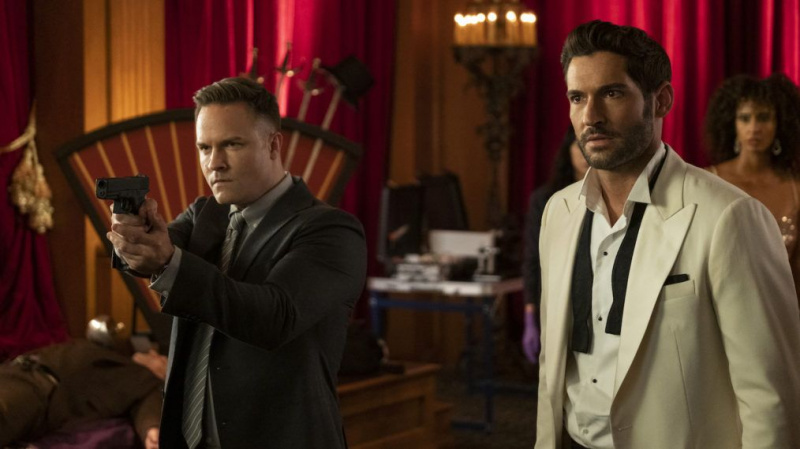 Scott Porter Tom Ellis Lucifer Saison 6 Épisode 1 Corbett