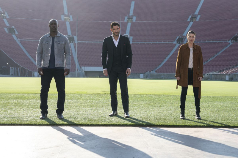 Amenadiel Chloe Lucifer Sesong 5 Finale DB Woodside Tom Ellis Lauren tysk