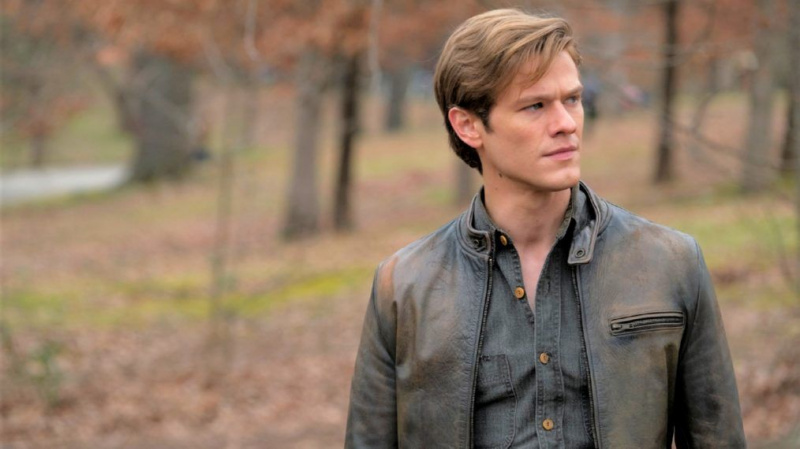 macgyver lucas към cbs