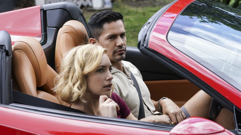 „Magnum P.I.“: Wie reagiert Magnum, wenn Amor Higgins schlägt?
