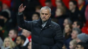 Mourinho évacue la rate après que Hull a réduit les ambitions de Man Utd