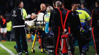 Ο Luke Shaw έσπασε το πόδι στον εφιάλτη του Man U Champions League