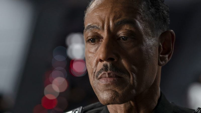 mandalorijos 2 sezonas moff gideon giancarlo esposito
