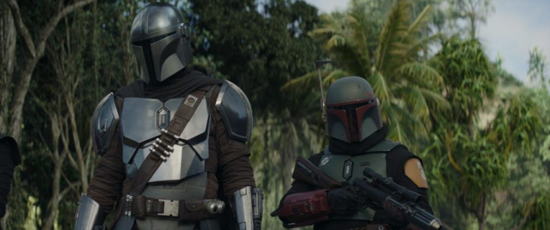 (L-R): „Mandalorian“ (Pedro Pascal) ir Boba Fett („Temuera Morrison“) filme „Lucasfilm“