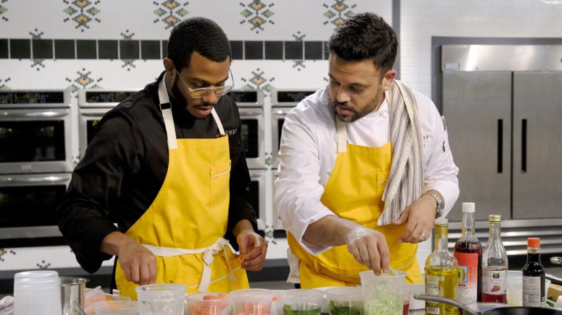 'Top Chef Amateurs', Mandy Patinkins 'Good Fight', A Month of Elvis, Martha Gets Down and Dirty, 'No Sudden Move'