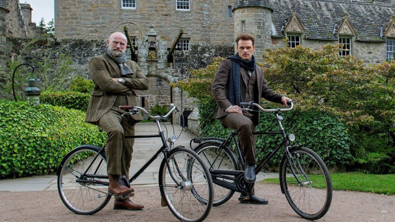 'Outlander's Sam Heughan & Graham McTavish Set 'Men in Kilts' Premiere bei Starz