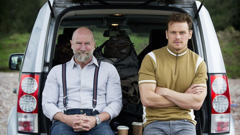Stārs pasūta filmas “Vīrieši kilts” ar Outlander's Sam Heughan un Graham McTavish