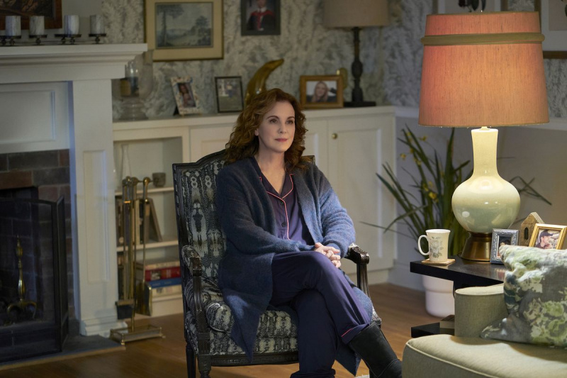 Elizabeth Perkins The Moodys Stagione 2 Episodio 5 Anni