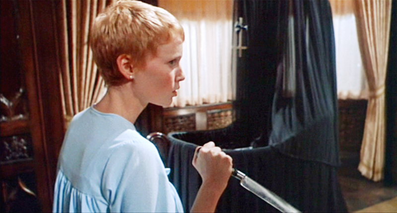   Mia Farrow vo filme Rosemary z roku 1968's Baby.