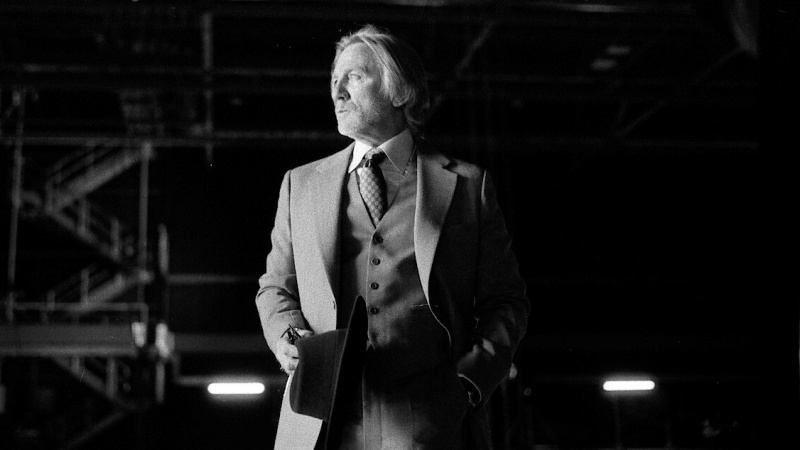   Daniel Craig Ölü Adamı Uyandır filminin setinde