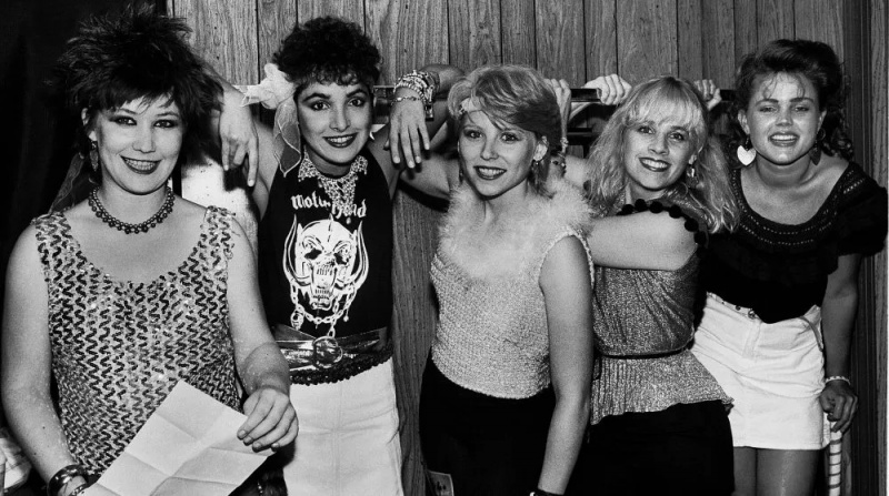 สารคดีร็อคแอนด์โรลเกี่ยวกับ The Go-Go's กำลังออกอากาศทางทีวีคืนนี้