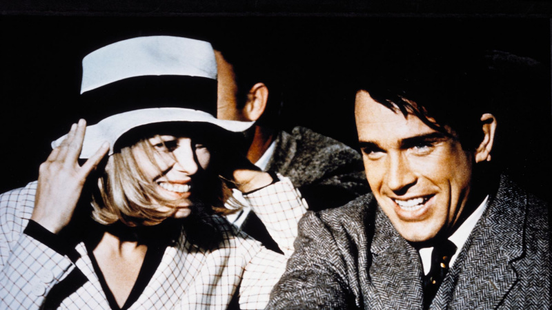   Faye Dunaway a Warren Beatty vo filme Bonnie a Clyde