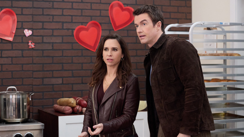Lacey Chabert, Robert Buckley στο An Unnexpected Valentine