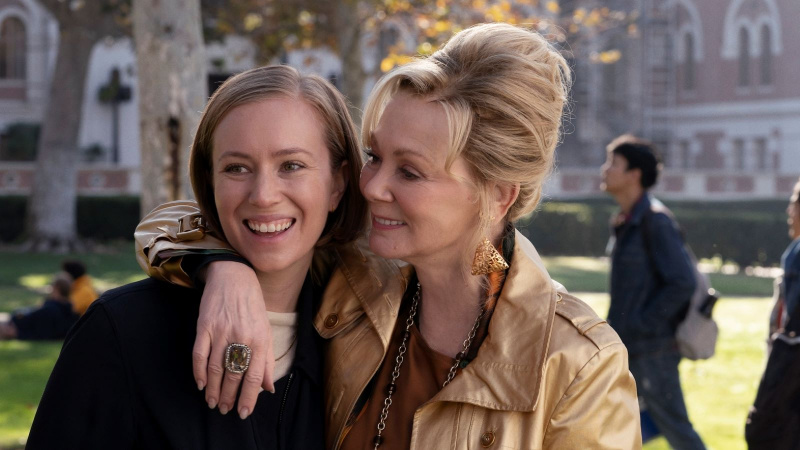   Hanna Einbinder și Jean Smart în Hacks