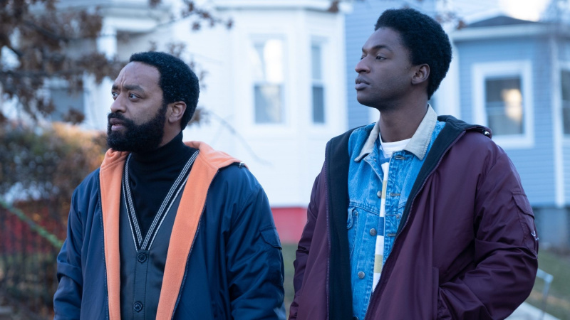 Top 10 filmov Netflixu ukazuje málo viditeľnú drámu z roku 2024 s 94 % skóre fanúšikov Rotten Tomatoes, ktoré si našlo svoje publikum