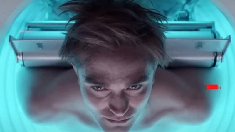   Robert Pattinson vo filme Mickey 17
