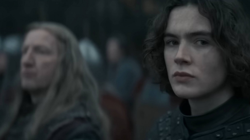   Harry Gilby vo filme Posledné kráľovstvo: Sedem kráľov musí zomrieť