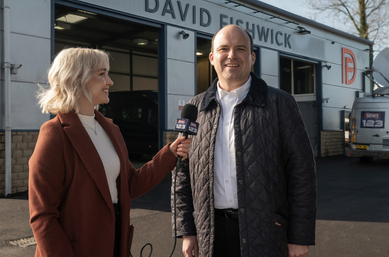 Bank of Dave: The Sequel, orijinal Netflix filminde Rory Kinnear tarafından canlandırılan Dave Fishwick'in başka bir görevini takip ediyor.