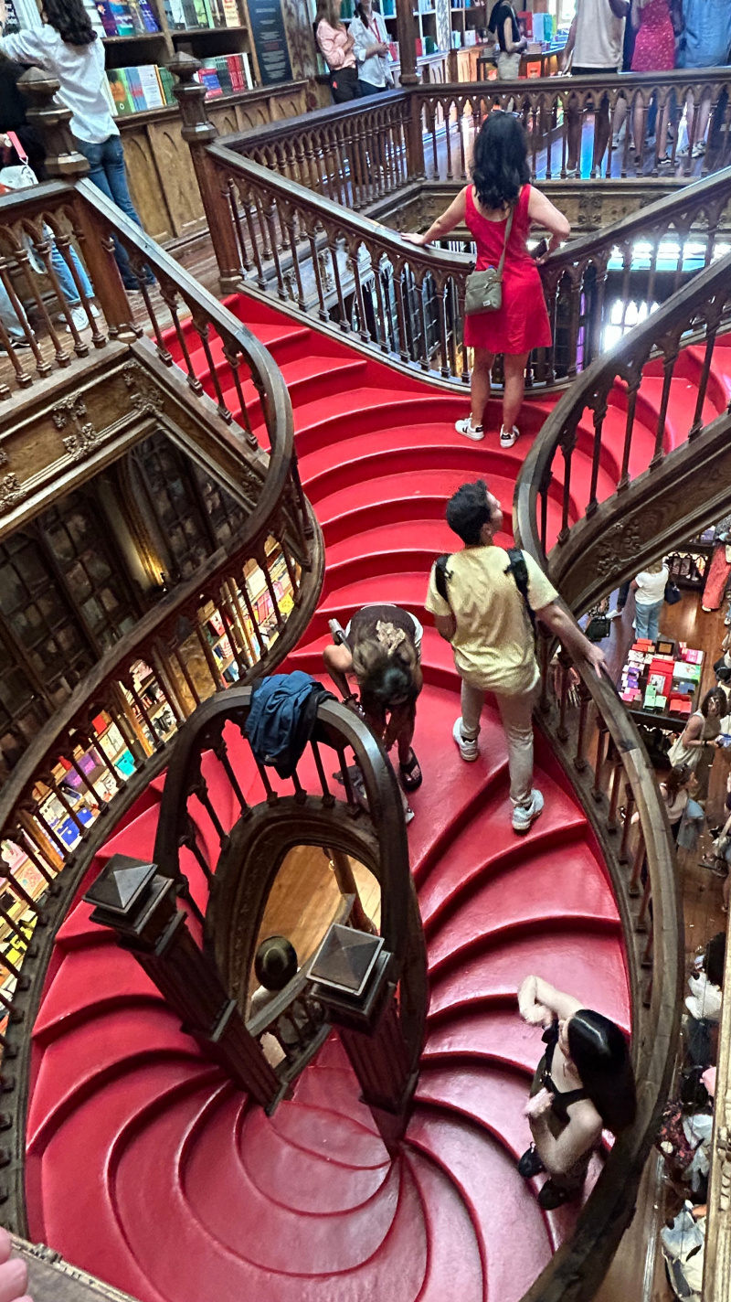   Kníhkupectvo Livraria Lello v Porte