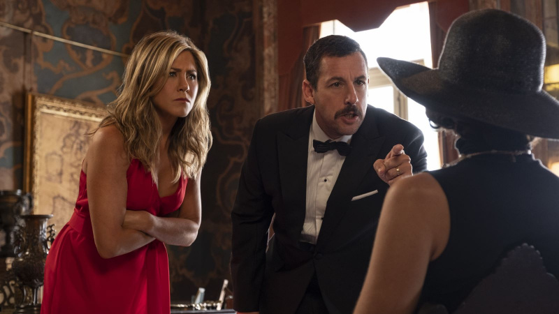  Jennifer Aniston a Adam Sandler vo filme Záhada vraždy