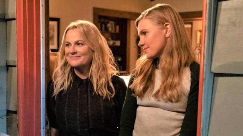 Värt att titta på: 'Alien's New Doctor,' Moxie 'och Mormon Murders på Netflix, Jason's Return på' SEAL Team '