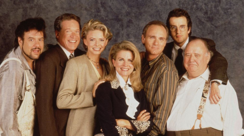 'Murphy Brown' -revival: Kolla in den första officiella rollbilden