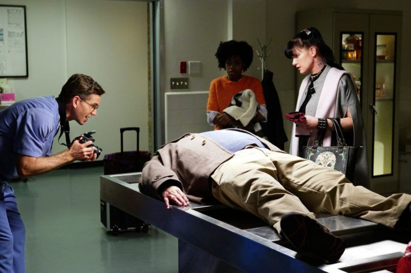 NCIS - Brian Dietzen, Diona Reasonover, Pauley Perrette -