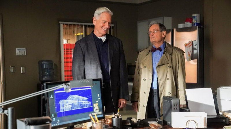 Вътре в „NCIS“ Епизод 400: Gibbs & Ducky’s Meet-Cute, Personal Choices & More