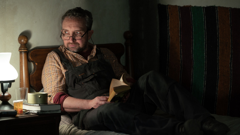   Eddie Marsan în The Contractor
