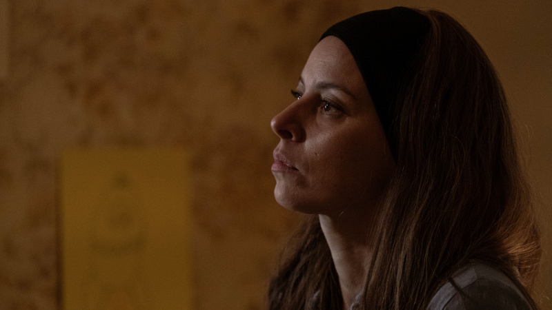   Marie Vinck ca Gila în Rough Diamonds