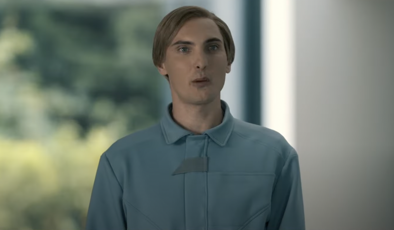   Eamon Farren als TIM