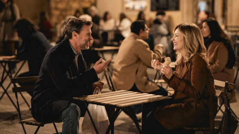   Scott Foley og Violante Placido i La Dolce Villa