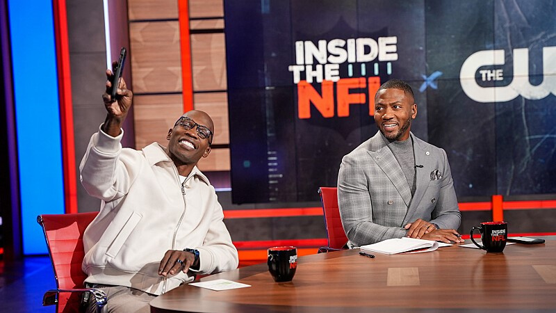 Netflix ще предава поточно предаване за обобщение на NFL Вътре в NFL, докато плейофите се загряват
