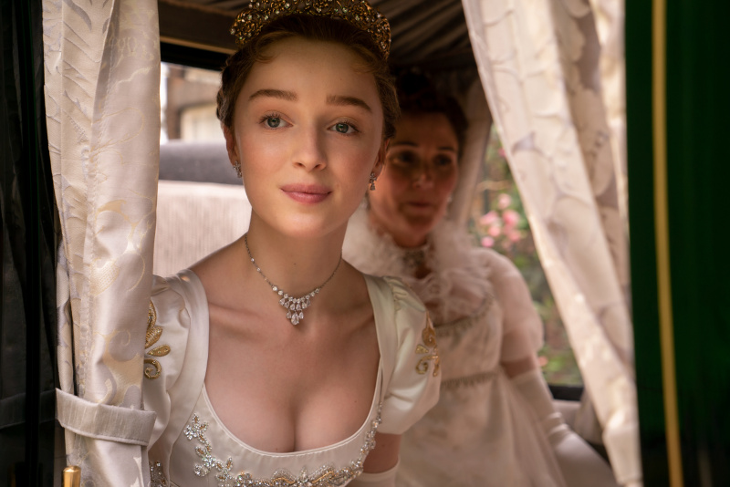   Bridgerton'daki Phoebe Dynevor.
