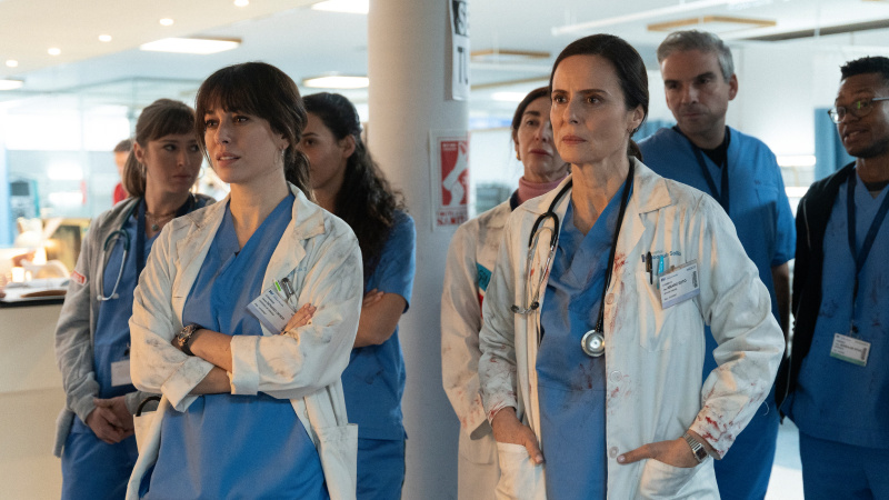   Medici din distribuția Netflix's Breathless.