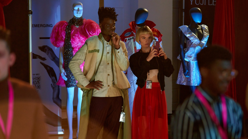   Poppy ja Wilbur elokuvassa Geek Girl