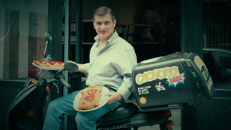   Фотография Цезаря Романа в Netflix's Cooking Up Murder: Uncovering the Story of César Román