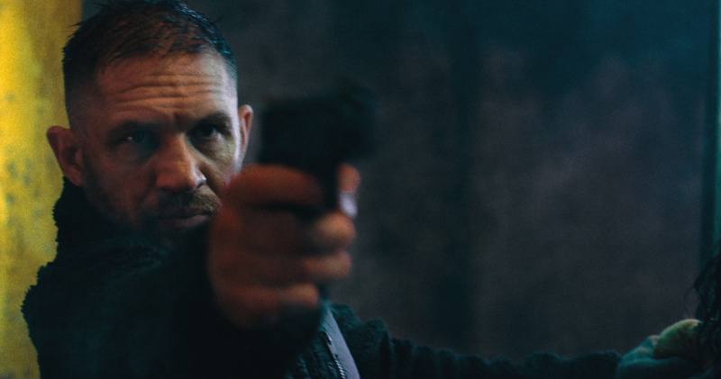   Tom Hardy เป็น Walker ใน Havoc