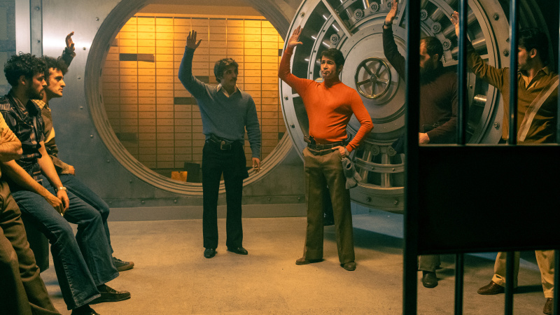  ภาพนิ่งจาก Netflix's Bank Under Siege