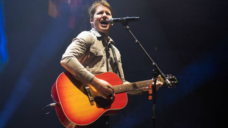   James Blunt esiintyy Royal Albert Hallissa 9. huhtikuuta 2024