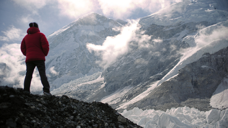 Aşkın Şerpası Netflix'te's documentary Mountain Queen.