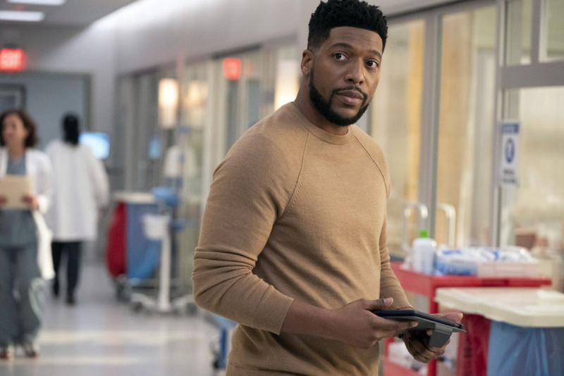 Jocko Sims New Amsterdam 3. sezona Dr Floyd Reynolds
