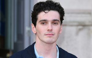 peaky skylapper jack rowan stjerner noughts krysser