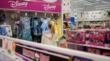 Toys R Us i Maplin przechodzą w administrację