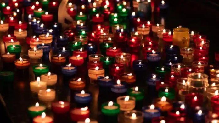 Šis „Diwali“ karnavalas, amatininkai ir organizatoriai neskaičiuoja savo nuostolių: