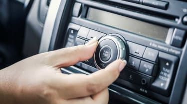 Radio cyfrowe jest teraz bardziej popularne niż FM