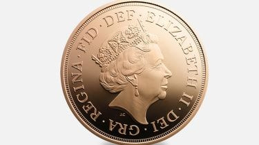 1_queen_coin_portrait_2015_-_gallery.jpg